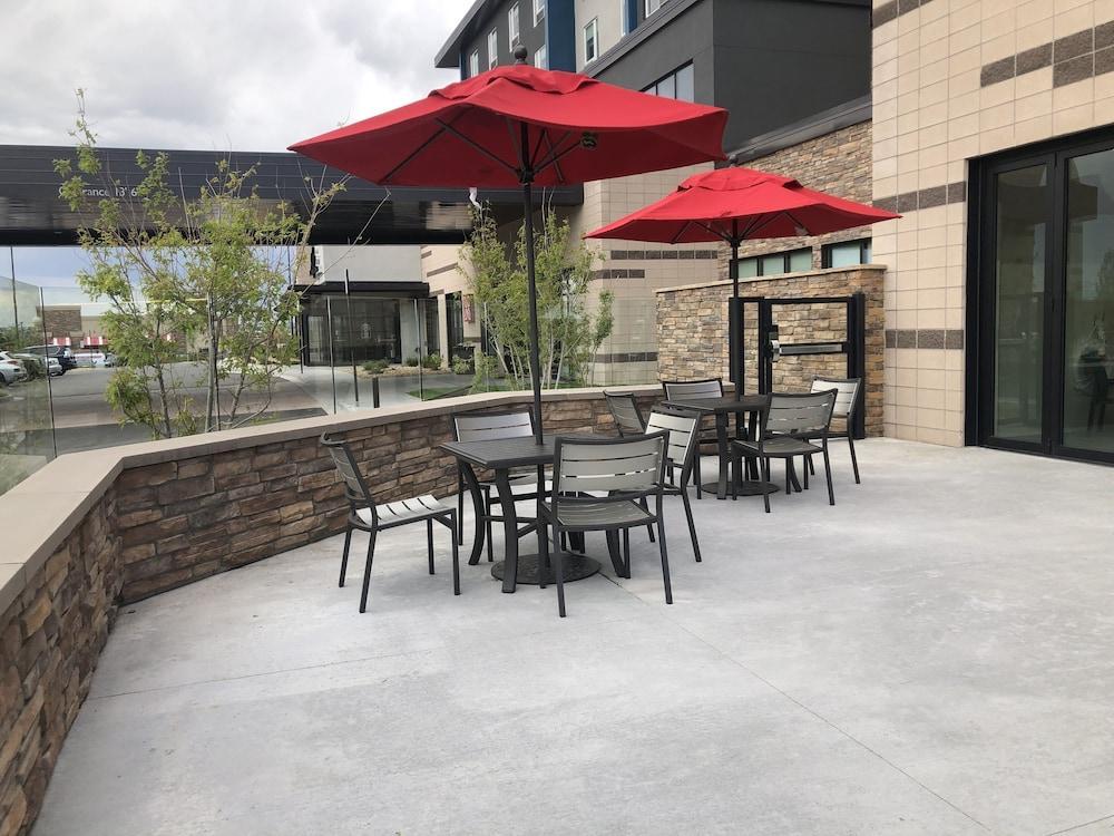 Hilton Garden Inn Denver/Thornton Bagian luar foto