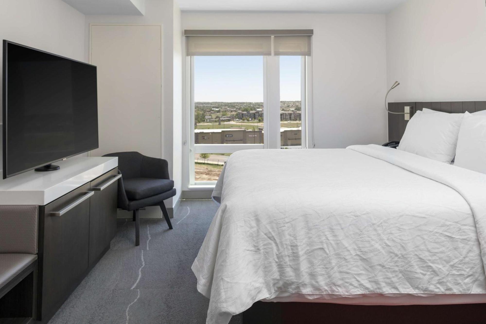 Hilton Garden Inn Denver/Thornton Bagian luar foto