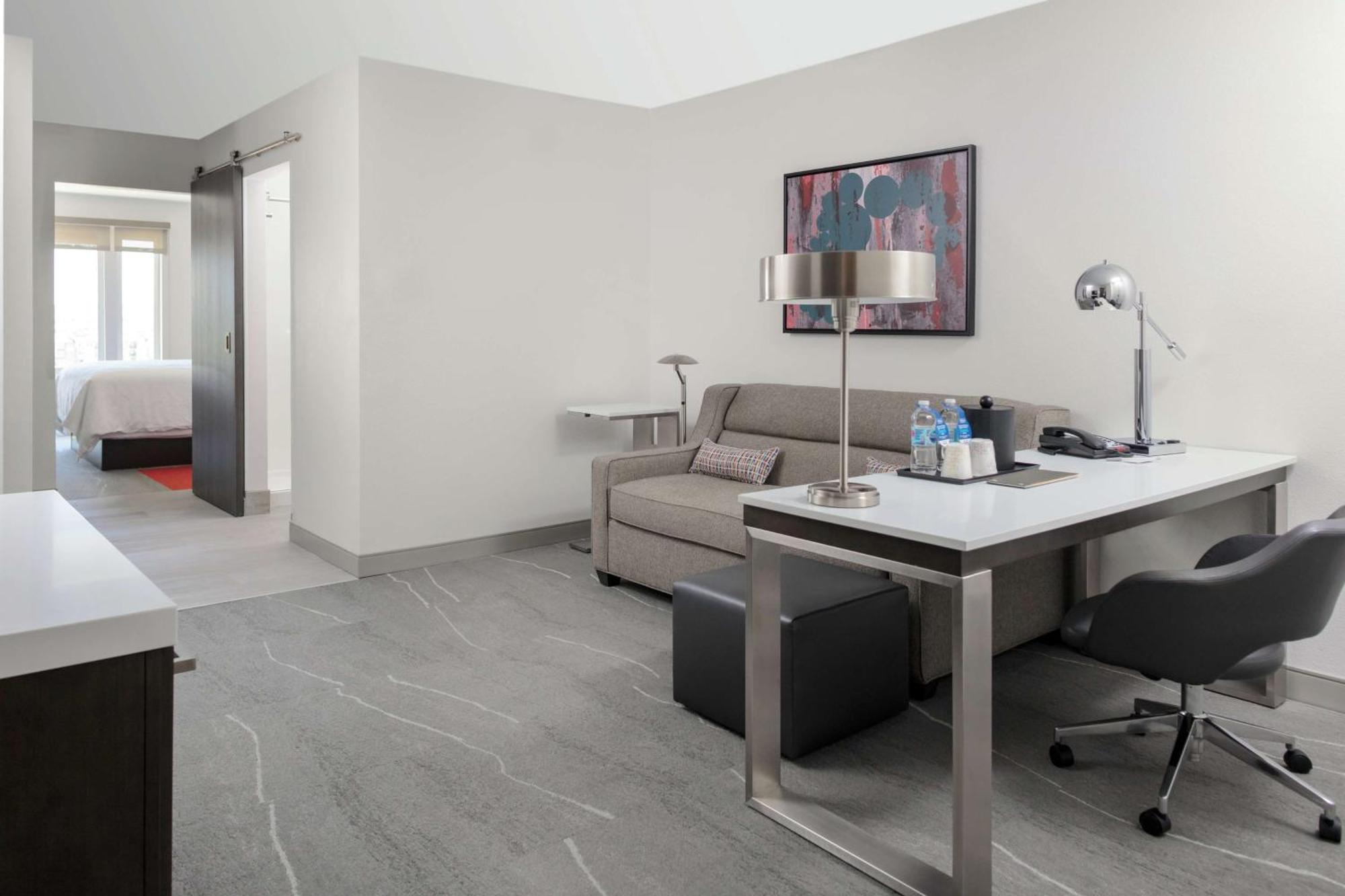Hilton Garden Inn Denver/Thornton Bagian luar foto