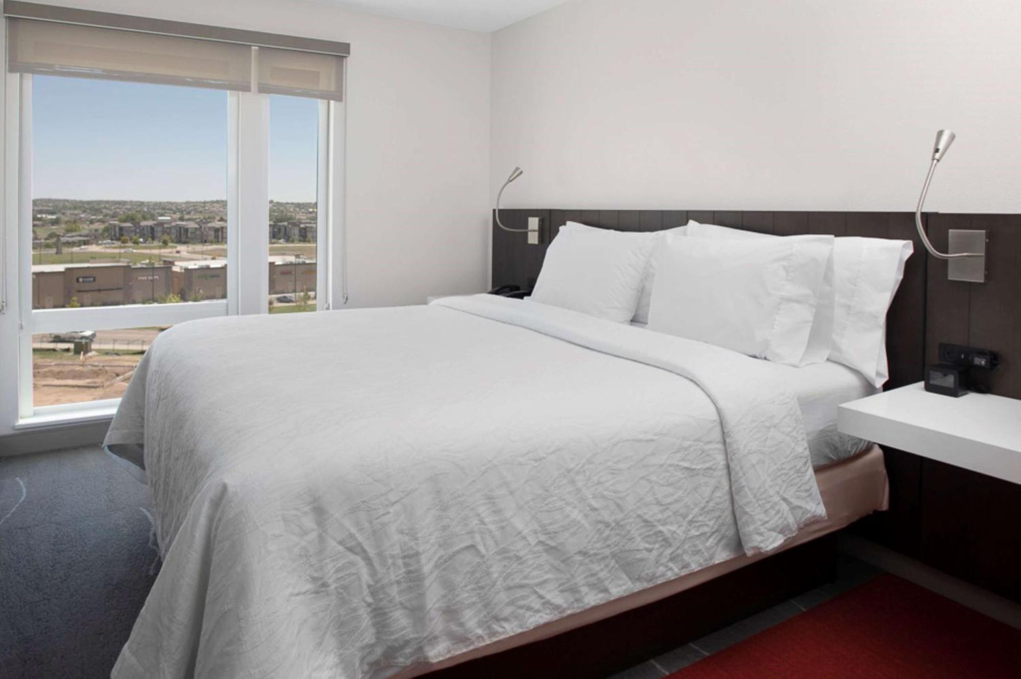 Hilton Garden Inn Denver/Thornton Bagian luar foto