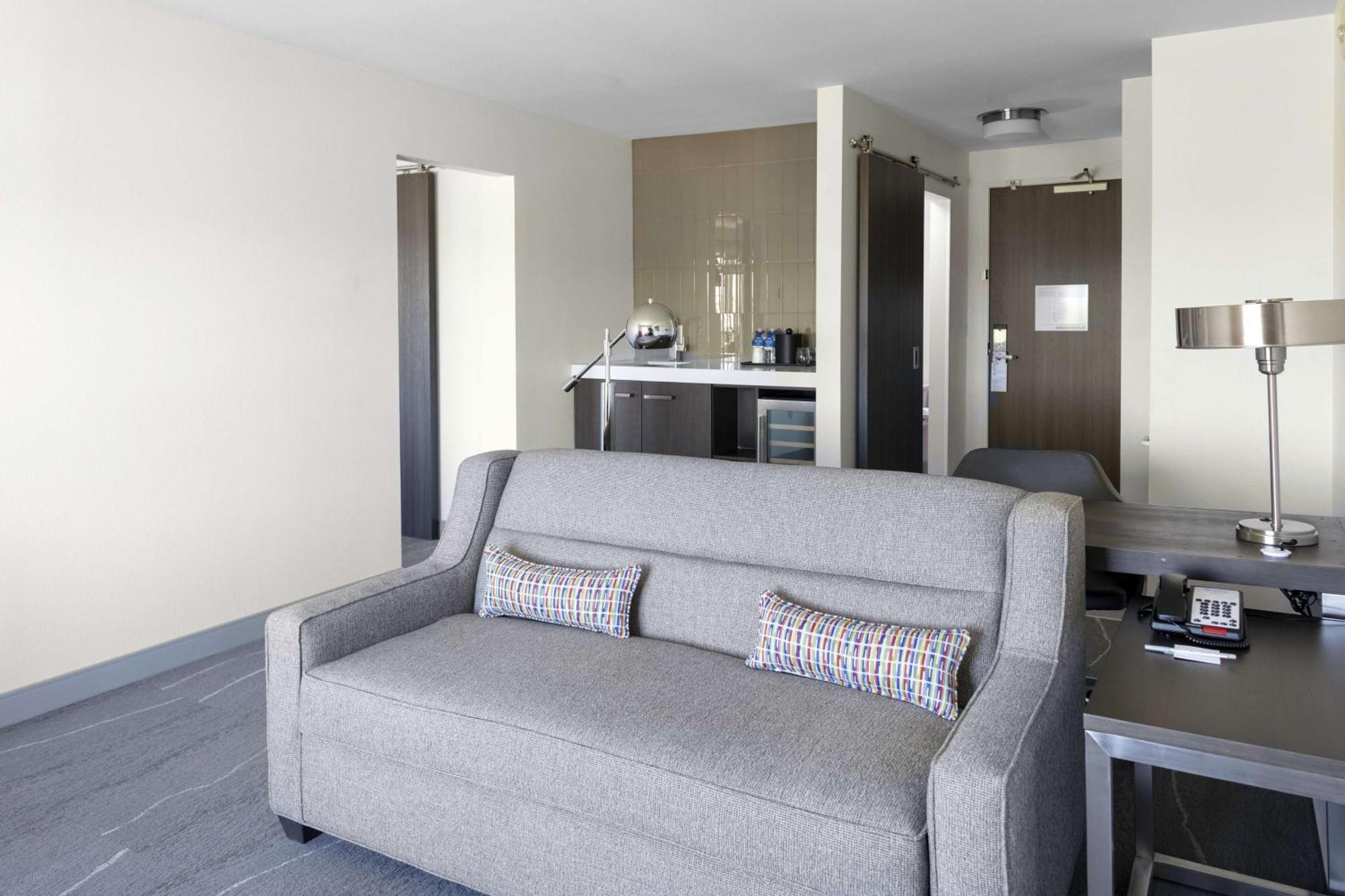 Hilton Garden Inn Denver/Thornton Bagian luar foto
